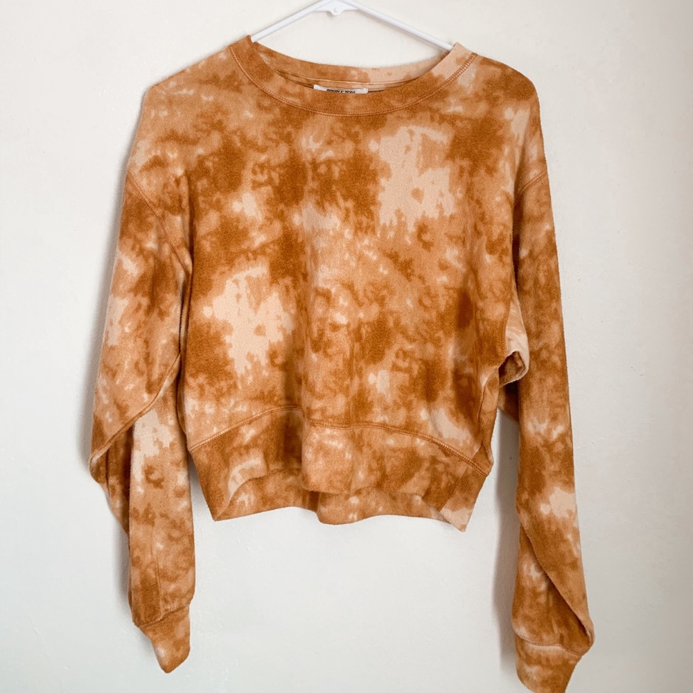 Cropped sweater